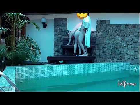 ❤️ Boss invita a cameriera à a piscina, ma ùn pudia resiste à un caldu ❤️❌ Pornografia dura à co.courseclass.ru ❌️❤
